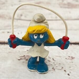 Vintage 1983 Smurfette Figure